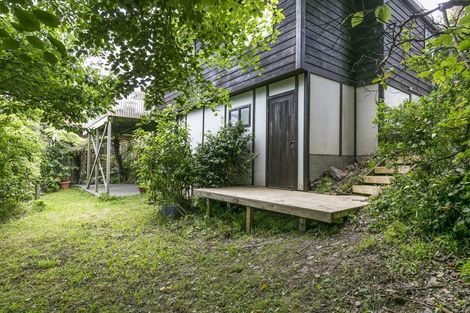 Photo of property in 11 Ellwood Place, Churton Park, Wellington, 6037