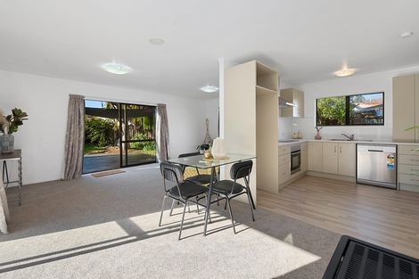 Photo of property in 8 Blomfield Street, Pukehangi, Rotorua, 3015