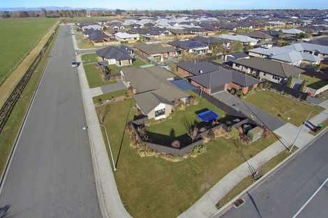 Photo of property in 10 Devlin Avenue, Rangiora, 7400