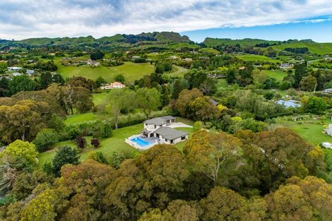 Photo of property in 83 Lane Road, Havelock North, 4130