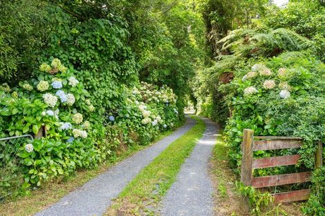 Photo of property in 332 Kuku East Road, Kuku, Levin, 5570