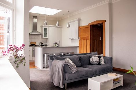 Photo of property in 13 Trevor Terrace, Newtown, Wellington, 6021