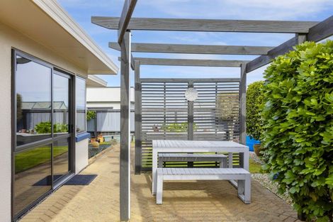 Photo of property in 1 Vaucluse Drive, Nukuhau, Taupo, 3330