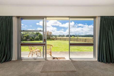 Photo of property in 63 Mcphee Street, Dannevirke, 4930