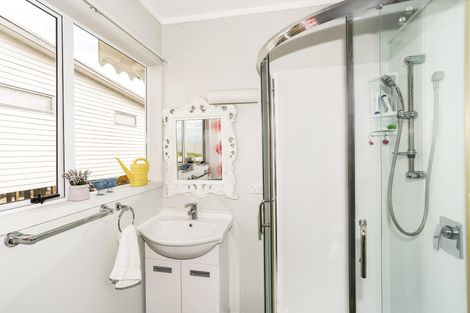 Photo of property in 875 East Coast Road, Kaiaua, Pokeno, 2473