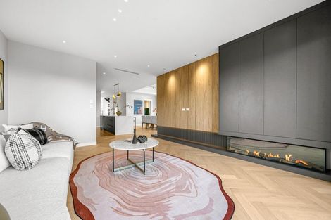 Photo of property in 18 Pukeko Road, Hobsonville, 0616