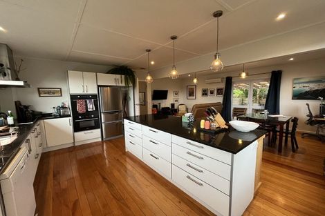 Photo of property in 26 Martin Street, Ranui, Porirua, 5024