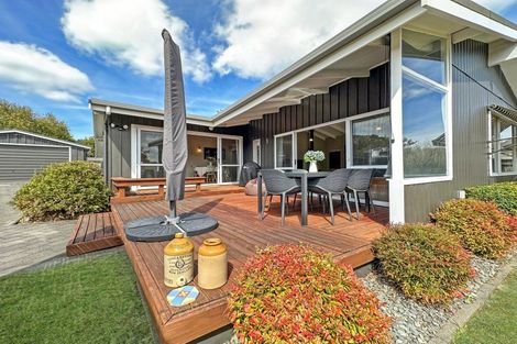 Photo of property in 13 Yasmin Lane, Kinloch, Taupo, 3377