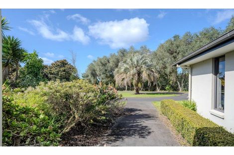 Photo of property in 4 Kotare Heights, Kerikeri, 0230