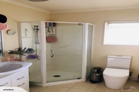 Photo of property in Parkvale Estate, 1232/3 Howard Street, Parkvale, Hastings, 4122