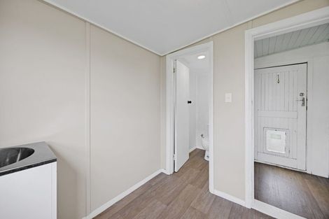 Photo of property in 20 Riemenschneider Street, Manaia, 4612