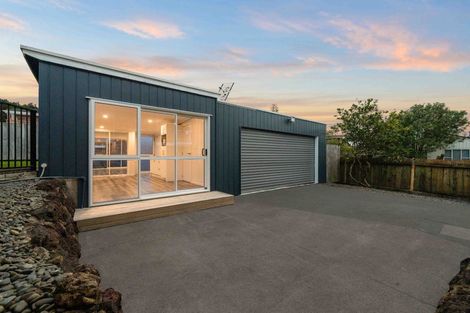 Photo of property in 19 Lawrence Crescent, Hillpark, Auckland, 2102
