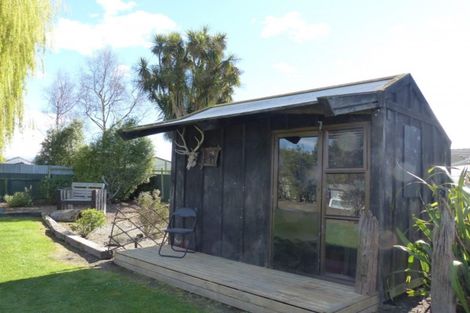 Photo of property in 6 Edward Street, Waimate, 7924