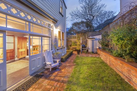 Photo of property in 26 Grant Road, Thorndon, Wellington, 6011