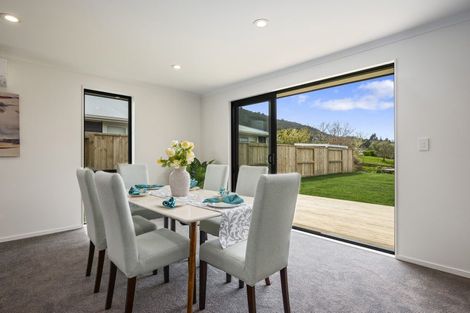 Photo of property in 15 Lloyd Crescent, Pukehangi, Rotorua, 3015