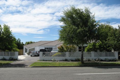 Photo of property in 47 Apsley Drive Avonhead Christchurch City