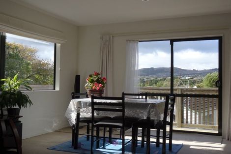 Photo of property in 7 Goddard Grove, Churton Park, Wellington, 6037