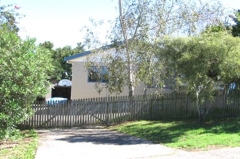 Photo of property in 16 Peterhouse Place, West Harbour, Auckland, 0618