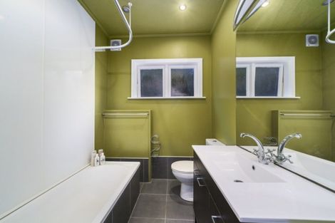 Photo of property in 47 Handyside Street, Tawa, Wellington, 5028