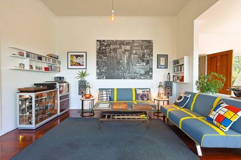 Photo of property in 53 Todman Street, Brooklyn, Wellington, 6021