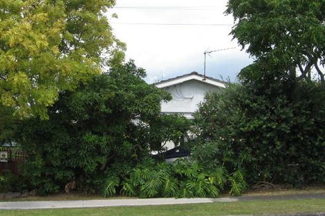 Photo of property in 1/124 Titirangi Road, New Lynn, Auckland, 0600