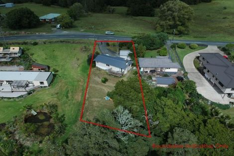 Photo of property in 43 Gorge Road, Maungaturoto, 0520
