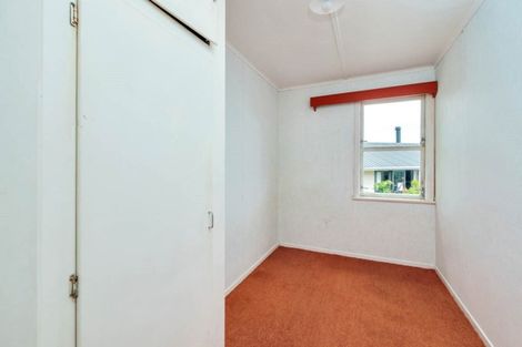 Photo of property in 24 Hand Road, Helensville, 0800