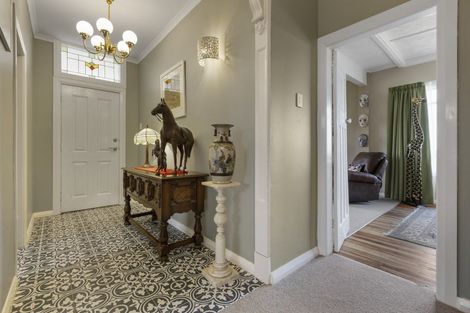 Photo of property in 403 Opunake Road, Cardiff, Stratford, 4391