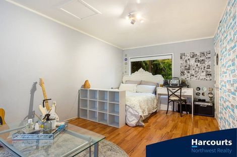 Photo of property in 719 Scenic Drive, Henderson Valley, Auckland, 0612