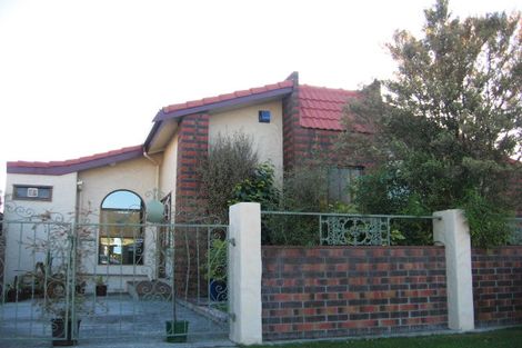 Photo of property in 5 Rangiora Street, Woburn, Lower Hutt, 5010