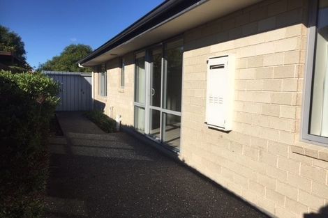 Photo of property in 19 Papaumu Green, Parklands, Christchurch, 8083