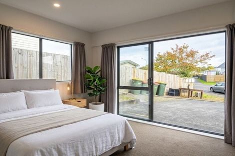 Photo of property in 7 Clarion Place, Glendene, Auckland, 0602