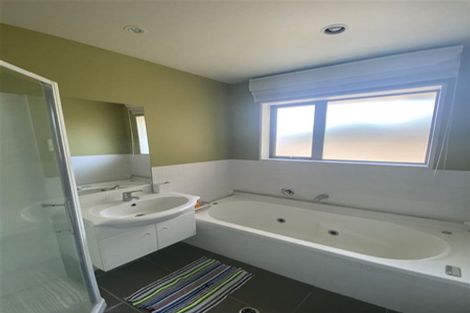 Photo of property in 207a Memorial Avenue, Burnside, Christchurch, 8053