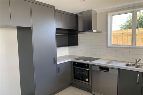 Photo of property in 10a Mcgreal Place, Weymouth, Auckland, 2103