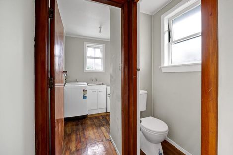 Photo of property in 85 Collins Street, Hawera, 4610