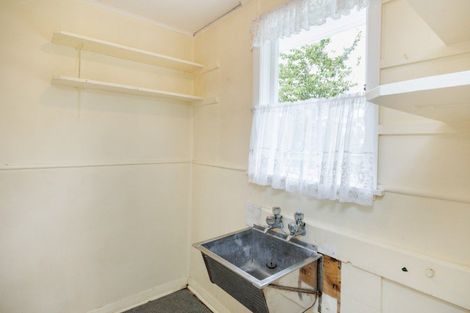 Photo of property in 1 Wakefield Street, Awapuni, Palmerston North, 4412