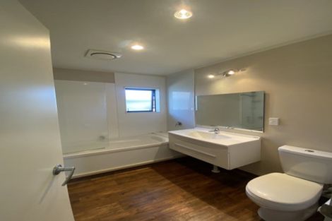 Photo of property in 990a Tremaine Avenue, Roslyn, Palmerston North, 4414