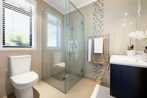 Photo of property in 14 Robieson Street, Roseneath, Wellington, 6011