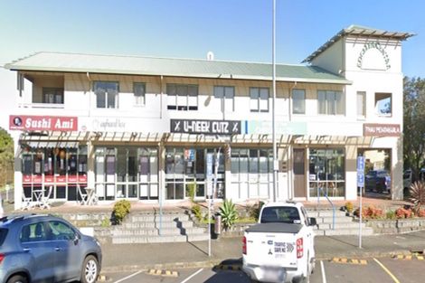 Photo of property in 1/80 Gunner Drive, Te Atatu Peninsula, Auckland, 0610