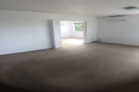 Photo of property in 37 Wyoming Avenue, Murrays Bay, Auckland, 0630