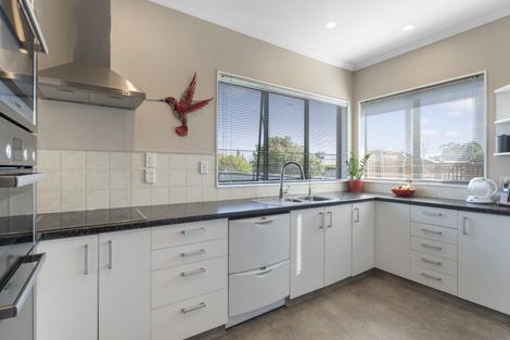 Photo of property in 74a Eatwell Avenue, Paraparaumu Beach, Paraparaumu, 5032