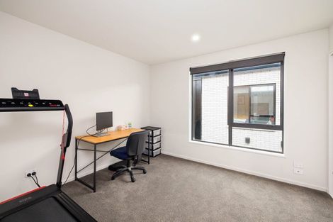 Photo of property in 2/327 Lincoln Road, Addington, Christchurch, 8024