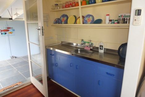 Photo of property in 20 Marine Parade South, Foxton Beach, Foxton, 4815