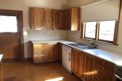 Photo of property in 5 Godwin Crescent, College Estate, Whanganui, 4500