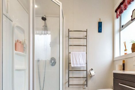 Photo of property in 23 Te Iwiheke Place, Turangi, 3334