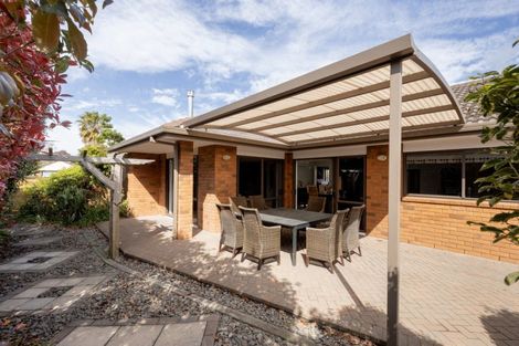 Photo of property in 27 Amery Place, Papamoa Beach, Papamoa, 3118