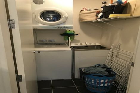 Photo of property in Montreaux, 164 The Terrace, Wellington Central, Wellington, 6011