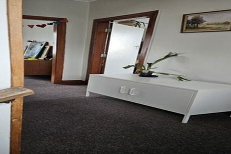 Photo of property in 27 Bulteel Street, New Plymouth, 4310