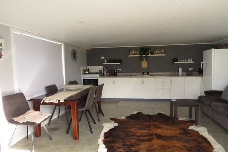 Photo of property in 7 Pukenui Drive, Mahia, 4198