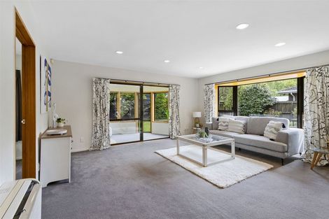 Photo of property in 25 Solomon Avenue, Redwood, Christchurch, 8051